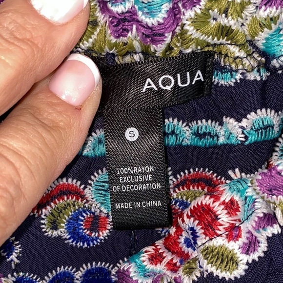 Aqua On/Off-Shoulder Navy w/Floral All-Over Embroidery Colorful Top/Shirt S - Picture 3 of 7